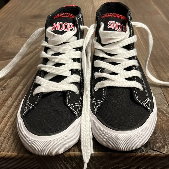 Snoopy - Girls Hightop Sneaker - Picture 6 of 10